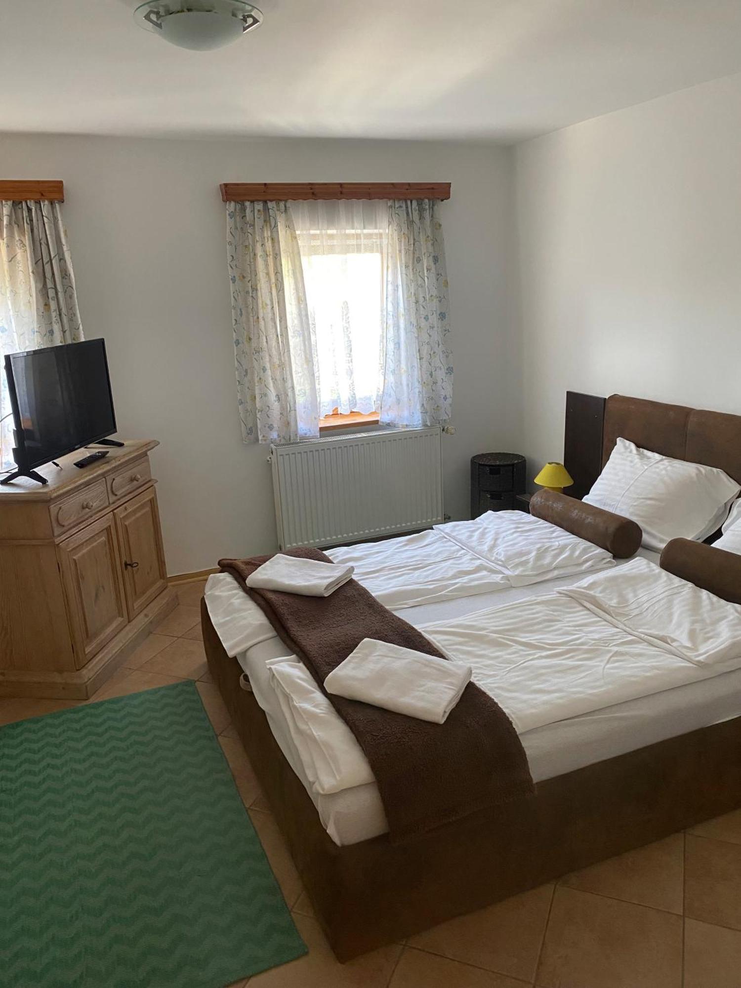 Haus Lucia Apartman Eger Kültér fotó